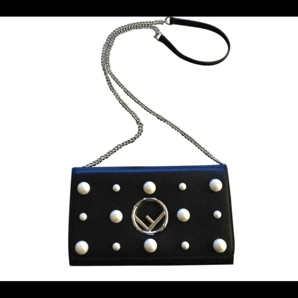 Fendi Kan I wallet on chain, black leather, peel.